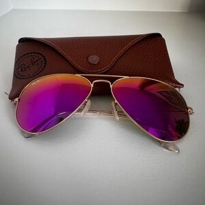 Ray-Ban Aviator Sunglasses with Pink Lenses